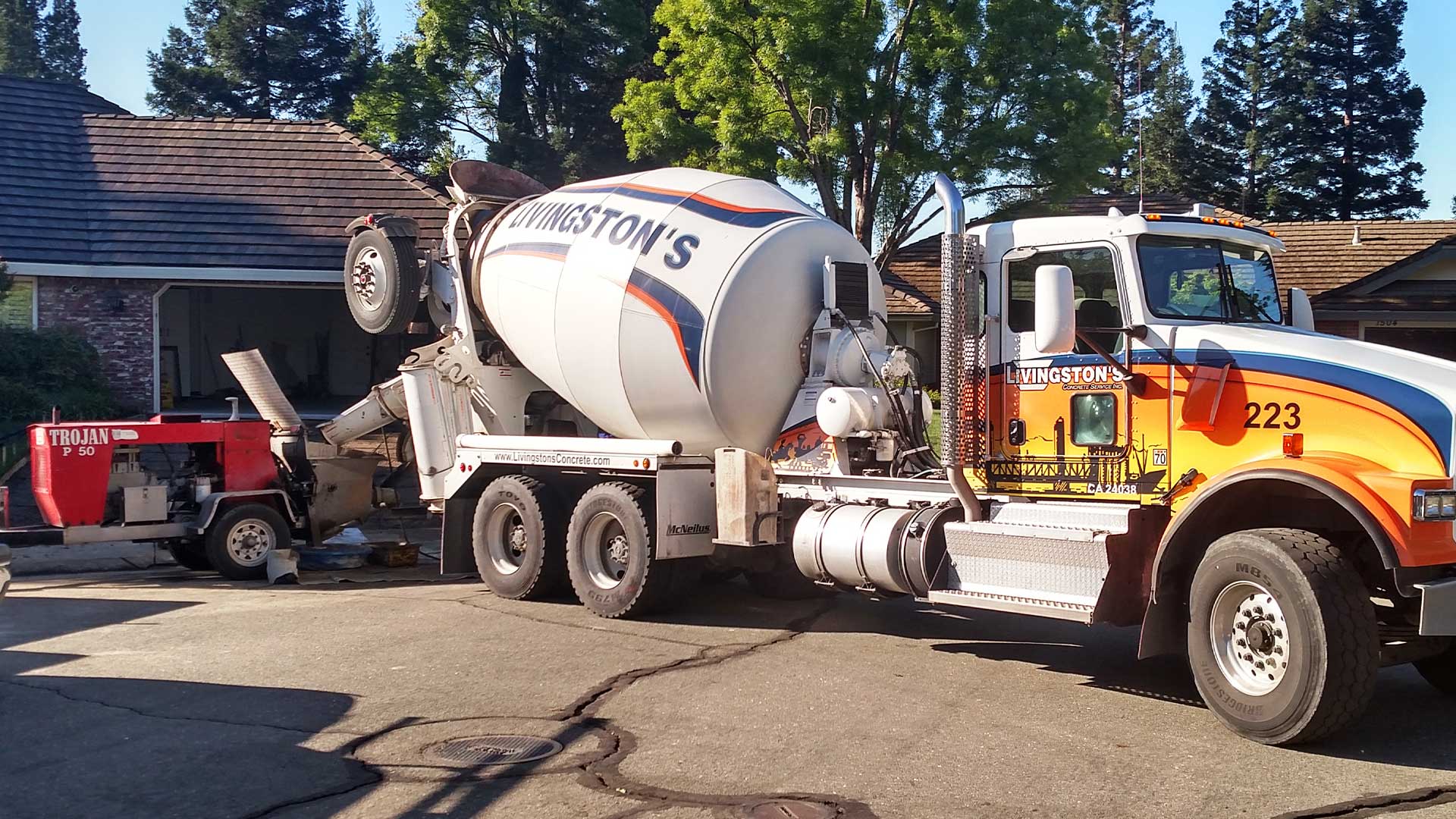 Livingston's mixer truck 223 delivering to a residential pump job