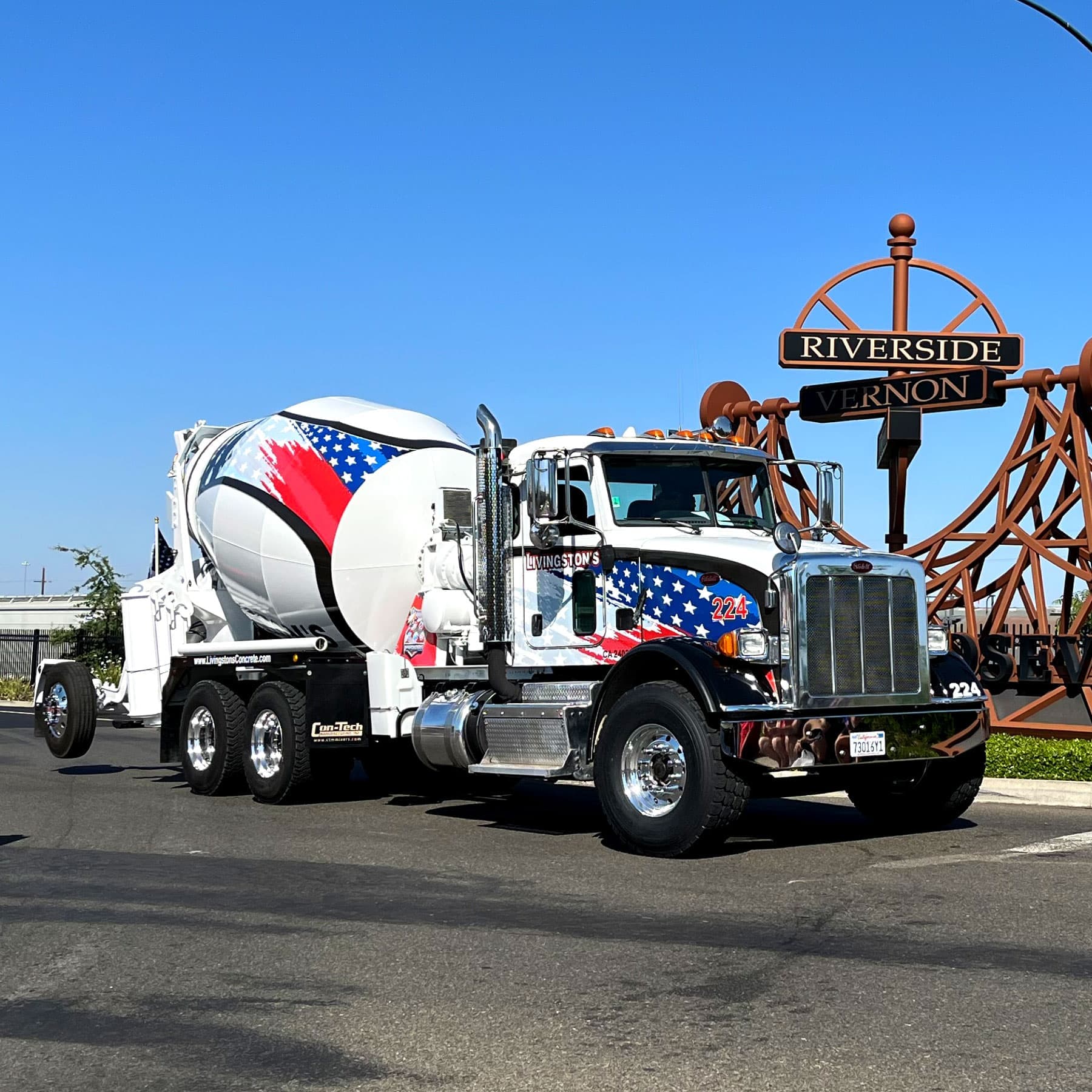 Livingston's Honor Truck decorated for the Roseville 4th of July Parade